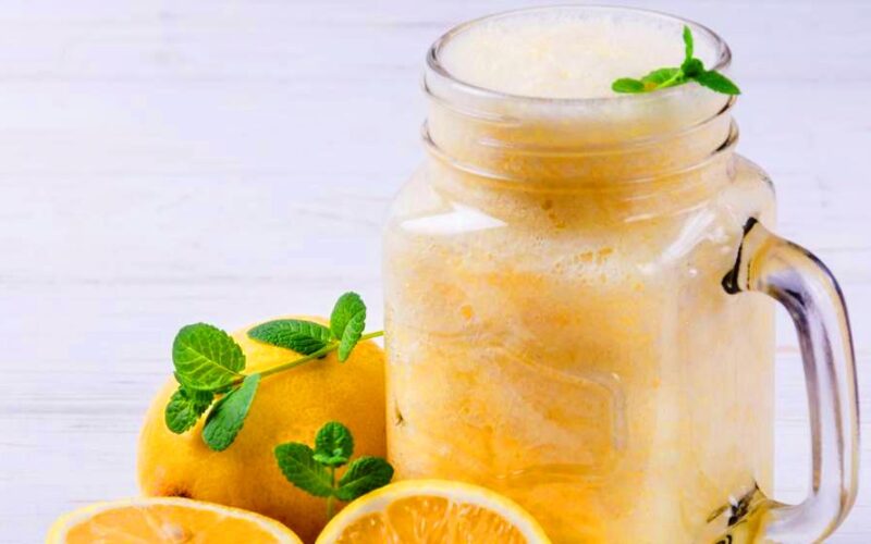 خطوات عمل عصير الليمون باللبن – الطريقة في دقائق